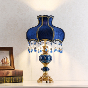 Lámpara de Mesa Romántica con Forma de Tulipán de Resina Azul Real Vintage, Decoración Cálida <span class=keywords><strong>para</strong></span> el Hogar, <span class=keywords><strong>para</strong></span> Dormitorio, Sala de Estar, Comedor - Product Image 1