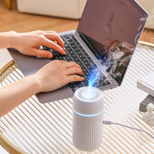 Diffuseur Mini Barbator Portable mignon brume fraîche humidificateur personnel Mini 220ml humidificateur d'air de voiture pour chambre bureau lampes à LED - Product Image 6