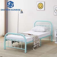 Lit double en métal au design simple pour la maison, la chambre à coucher, pour adultes et enfants