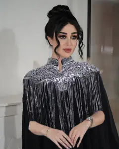 2024 Venta caliente Arabia Saudita Oriente Medio musulmán Industria de cuentas conjunto de dos piezas de vestido de mujer túnica bordada vestido nacional