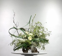 Composition florale artificielle en plastique résistant pour centre de table, imperméable, pour la décoration de la maison et des hôtels (vente en gros)