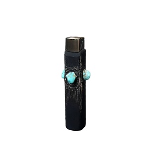 Encendedor de Queroseno Recargable de Estilo Bohemio Personalizado, Diseño Inspirado en Artefactos Místicos, Encendido por Presión, Mecanismo Metálico, Resina Hecha a Mano - Product Image 1