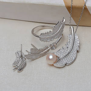 Ensemble d'accessoires DIY pour femmes, pendentif en argent S925 en forme de plume, anneau d'oreille, perle de cheveux vide 5-6-7, support vide 3259, bijoux de mode pour le cou - Product Image 1