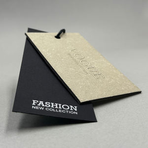 Etiqueta Colgante de Ropa de Lujo Personalizada, Etiqueta Tejida Acrílica con Logotipo de Marca, Etiquetas Colgantes para Prendas, Accesorios de Moda de Primera Calidad - Product Image 3