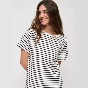 <span class=keywords><strong>Camiseta</strong></span> de manga corta a <span class=keywords><strong>rayas</strong></span> transfronterizas elegante de verano 2025 para <span class=keywords><strong>mujer</strong></span> estilo europeo americano versátil cuello blanco negro Nuevo - Product Image 1