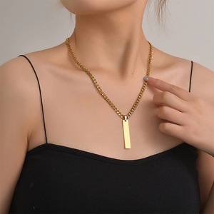 Personnalisable En Acier Inoxydable Gravé Au Laser <span class=keywords><strong>Militaire</strong></span> Dog Tags Pendentif <span class=keywords><strong>Collier</strong></span> avec Chaîne Cubaine | Unisexe Hommes Femmes Bijoux Cadeaux - Product Image 2