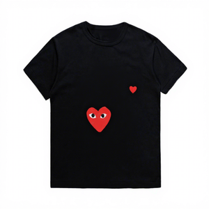 T-Shirt Nera da Uomo a Maniche Corte <span class=keywords><strong>con</strong></span> Stampa <span class=keywords><strong>Cuore</strong></span> <span class=keywords><strong>Rosso</strong></span>, Vestibilità Regolare Casual, Collo Tondo in Jersey di Cotone - Product Image 3