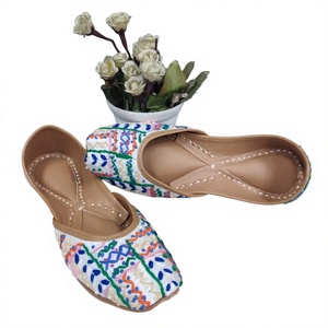 Fashionable Genuine Leather Womens Traditional Style Fancy Walking Shoe Pair Competitive Price Hot Selling Rajasthani Shoe - Product Image 6