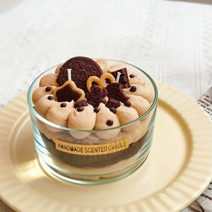 Bougie parfumée artisanale en forme de cornet de glace, style crème glacée, fruits de luxe, bougie en cire de soja faite à la main - Product Image 2