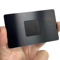 Mini-étiquette NFC RFID en métal personnalisée de luxe pour carte de visite, adhésion professionnelle, VIP, parking, hôtel et identification de paiement