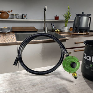 Fornitura di fabbrica tubo flessibile del <span class=keywords><strong>Gas</strong></span> con regolatore e morsetti per il mercato del sud America, Set di tubi del <span class=keywords><strong>Gas</strong></span> per la cottura domestica e accessori per il <span class=keywords><strong>Gas</strong></span> - Product Image 3