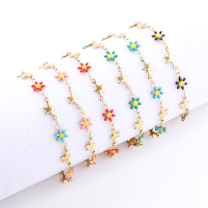 สร้อยข้อมือสแตนเลสตกแต่งด้วยมือที่ทันสมัยกำไลข้อมือหลากสีสายโซ่ดอกไม้เชื่อมโยงกับโซ่โลหะเคลือบ - Product Image 2