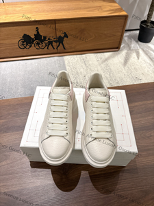 รองเท้าเดินลำลองหนังวัวลายหนังกวางแฟชั่นสำหรับผู้ชายและผู้หญิงพื้นหนาใหม่สุดพิเศษ - Product Image 4