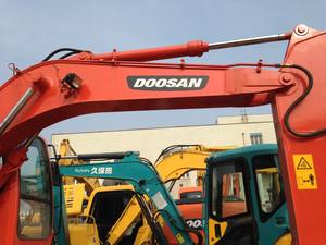 Excavadora de ruedas Doosan de Corea, DH150W, 210, 140, 150, a la venta - Product Image 4