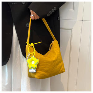 Sac à bandoulière en nylon pour femmes et filles, grande capacité, imperméable, sac messager, sac fourre-tout - Product Image 6