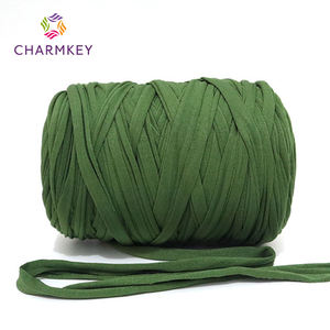 Charmkey Grandes touffes <span class=keywords><strong>de</strong></span> tissu haute élasticité ligne rayée <span class=keywords><strong>laine</strong></span> <span class=keywords><strong>épaisse</strong></span> boule au crochet cool pantoufles lit <span class=keywords><strong>laine</strong></span> à la main bricolage tricot - Product Image 1