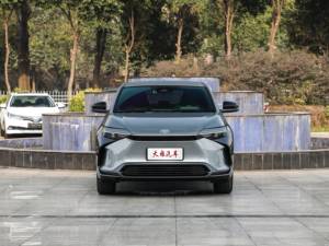 Toyota BZ4X EV 2022, SUV haute performance, 5 portes, 5 places, autonomie de 400 km, prix de gros, commande en gros, véhicule à énergie nouvelle - Product Image 6
