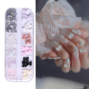 Nouvelle Arrivée - Décorations d'Ongles Colorées à 12 Grilles, Strass DIY Faciles à Appliquer, Breloques 3D Ours Papillon Kawaii en Résine pour Nail Art - Product Image 4