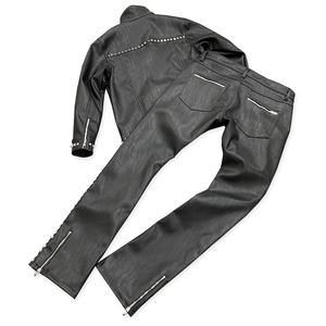 Набор из искусственной кожи с вышивкой и логотипом - Product Image 2