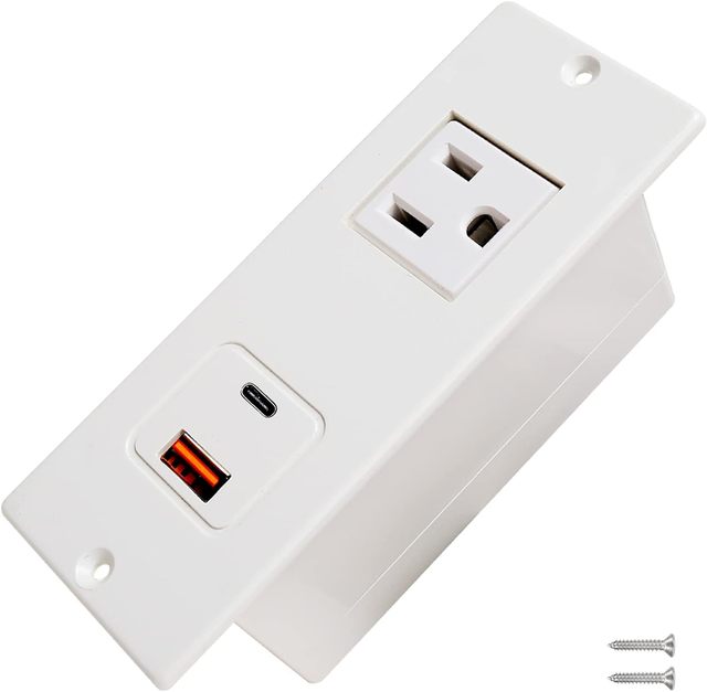 New Arrival US Standard Plug Port Multi-Power 1 Socket Outlet PD 20W USB A+C 125V Rated Voltage Desktop Socket for Office Use