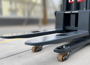 Nâng điện Đạt xe tải 1.5ton pin lithium đứng loại Stacker 1500 kg điện Đạt Stacker - Product Image 2