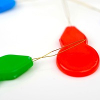 Enfileur en plastique point de croix argent arc fil aiguilles multicolore outils d'insertion Machine à coudre bricolage artisanat accessoires