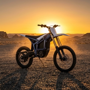 มอเตอร์ไซค์วิบาก Talaria Komodo 97.2V 45AH รุ่นใหม่ล่าสุด ขับเคลื่อนกลาง 32kW ระบบกันสะเทือนหน้า-หลัง จัดส่งเร็วในสหรัฐอเมริกา ความเร็วสูงสุด 100 กม./ชม. - Product Image 3