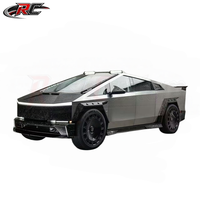 Kit de carrosserie MSY Style en fibre de carbone sèche pour Tesla Cybertruck : Lame avant, diffuseur arrière, jupes latérales et aileron arrière pour un look agressif