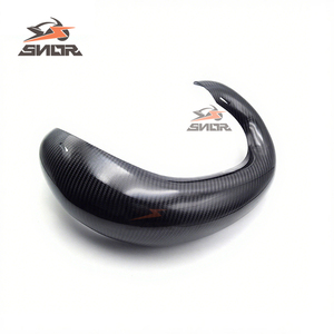 SNOR <span class=keywords><strong>2</strong></span> <span class=keywords><strong>temps</strong></span> Dirt Bike pièces en Fiber de carbone CE03 couvercle d'échappement Protection pour Hengjian Z300 pour tuyau d'échappement <span class=keywords><strong>Ktm</strong></span> - Product Image 2