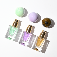 Mini flacon de parfum de luxe 15 ml en verre carré vide, flacon vaporisateur inspiré du volcan, base épaisse, bouchon en résine, logo personnalisé