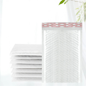 Blanc Poly <span class=keywords><strong>Bubble</strong></span> Mailer Auto Joint Rembourré Cadeau Sac Emballage Enveloppe Sacs Livre Expédition Paquet Sac - Product Image 1