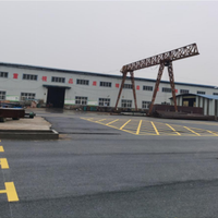 Chaudière industrielle automatique à biomasse à haut rendement, à granulés de bois et cippes, structure horizontale à tubes d'eau, production d'eau chaude 80-90%