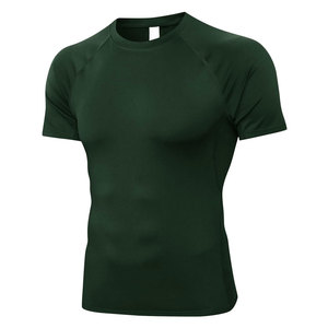 Camisetas de compresión para hombre, fabricadas en poliéster, del mejor proveedor, para culturismo y fitness. - Product Image 2