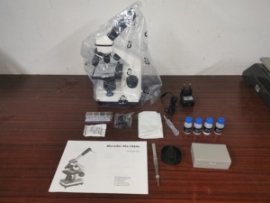 Ensemble de microscope pour débutants 40X-400X avec oculaire numérique et accessoires - Product Image 5