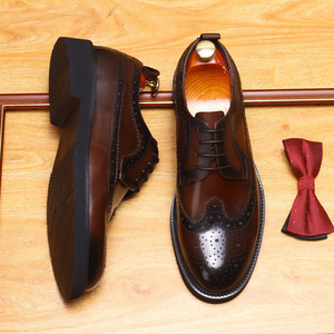 Chaussures de mariage classiques d'automne pour hommes en cuir véritable respirantes antidérapantes à lacets pour le bureau et les soirées - Product Image 2