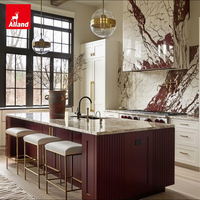 Meuble de rangement Allandgroup de style moderne avec portes plates, armoire de cuisine complète bordeaux avec comptoirs en marbre