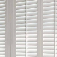 Volets en PVC renforcé haut de gamme avec âme en aluminium, volets de plantation résistants aux UV, fabricant de stores de fenêtre.