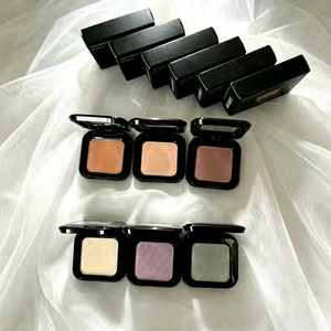 Brighten eye shadow, durable, natural, wet and dry, dual purpose, oil control, light, concealer, gold purpose, face powder - Product Image 1