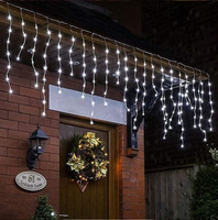 Güneş Enerjili IP65 Plastik LED Yıldız Şelale Buz Saçağı Işıklar Kar Tanesi Tatil Dekorasyonu Bahçe Peyzajı İçin
