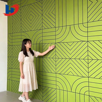 Panneaux en feutre PET gravés multi-motifs HENGJIU Architectural Relief, traitement acoustique de luxe bicolore pour les murs d'hôtels et de bureaux