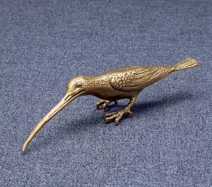 1 件实心黄铜蜂鸟雕像，微型长嘴蜂鸟桌面装饰品，手工雕刻黄铜工艺品 - Product Image 5