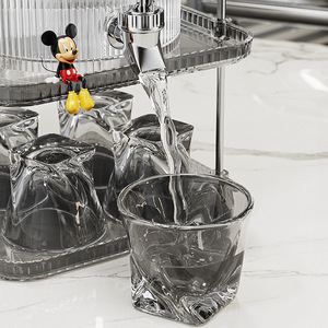 Ensemble de service à <span class=keywords><strong>vin</strong></span> moderne en <span class=keywords><strong>plastique</strong></span> écologique pour la maison, pichet à eau froide transparent de 1 à 2 L, <span class=keywords><strong>bec</strong></span> <span class=keywords><strong>verseur</strong></span> résistant aux hautes températures - Product Image 4
