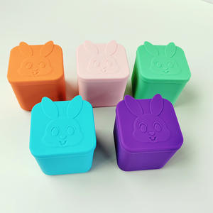 Mini conteneur à collation empilable soucoupe portable sur le pouce conteneurs à collation en silicone - Product Image 4