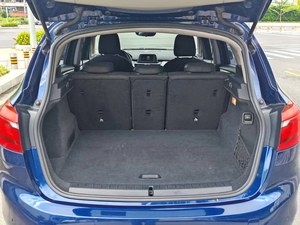 BMW Série 2 <span class=keywords><strong>218i</strong></span> Active <span class=keywords><strong>Tourer</strong></span> 6AT Leading Edition Hatchback LHD avec toit ouvrant panoramique, véhicule d'occasion à vendre - Product Image 5