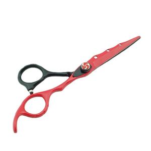 กรรไกรตัดผมมืออาชีพ สแตนเลส ใบมีดคม ด้ามยาว สีแดงดำ กรรไกรตัดผมแบบแบน สำหรับช่างทำผม - Product Image 1