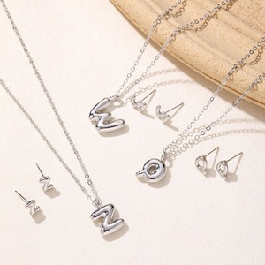 Collar con Letra, Aleación de Zinc, Regalo para Mujer, Conjunto de Joyería de Moda, Colgante con Letra del Alfabeto Inglés, Cadena para Clavícula - Product Image 2