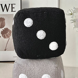 Ins-style couleur unie créatif dés canapé coussins maison décorative amusant réaliste jeter dés en peluche jouet coussin tapis de sol - Product Image 6