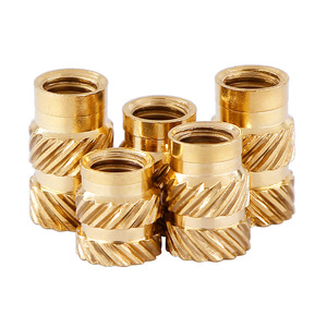 Inserts filetés hexagonaux en laiton, classe 4, zingués, oxydés noirs, galvanisés, métriques M3, pour usage minier - Product Image 1