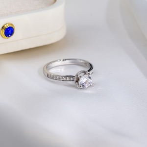 เครื่องประดับเมสซี่ MSR-1749 แหวนเพชรทรงกลมทองคำ 18K ดีไซน์คลาสสิก เพชรเพาะเลี้ยงสำหรับงานหมั้น - Product Image 4