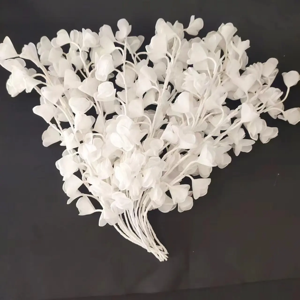 Flores artificiales 3d de diseño, tallo largo de gasa blanca, tallo largo, gran oferta